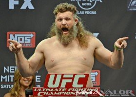 Roy Nelson TUF 16 001 279x200 Roy Nelson – Looks are Deceiving